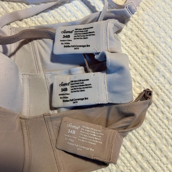 4 Enbliss Full Coverage Bras with underwire. One NWT. - Picture 3 of 3